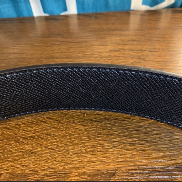 Louis Vuitton Belt - Picture 2 of 3